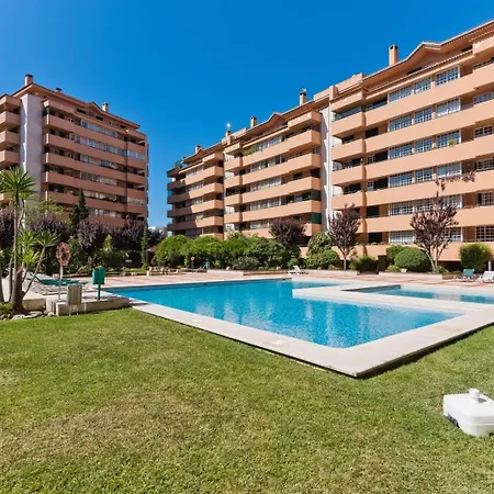 1br W/ Pool * Cascais