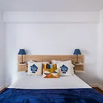 1br W/ Pool Διαμέρισμα