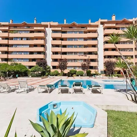 1br W/ Pool Cascais