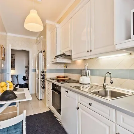 Apartment 1br W/ Pool