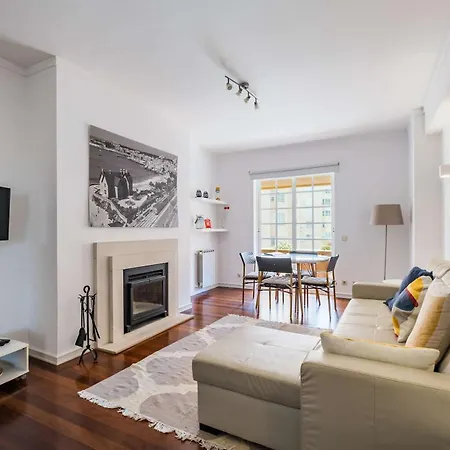 Apartment 1br W/ Pool *