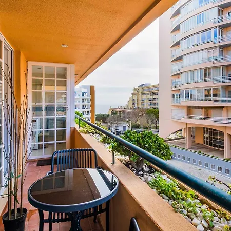 1br W/ Pool