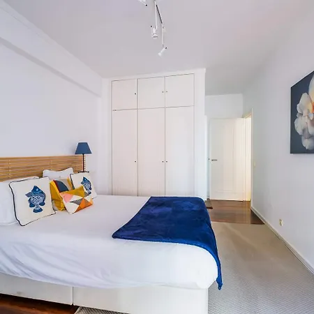 1br W/ Pool Cascais