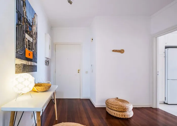 1br W/ Pool *