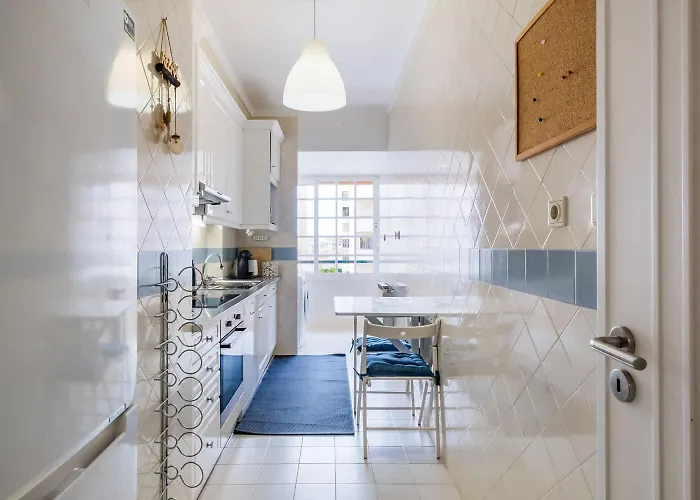 1br W/ Pool Cascais