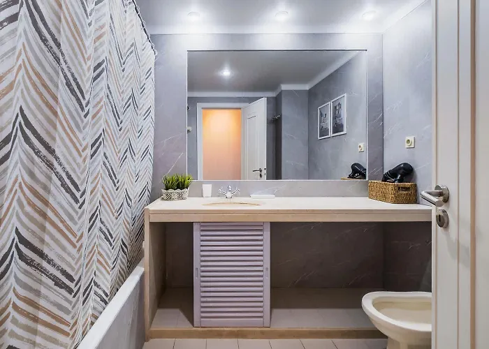 1br W/ Pool