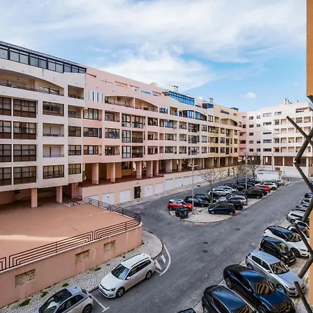דירה 1br W/ Pool *