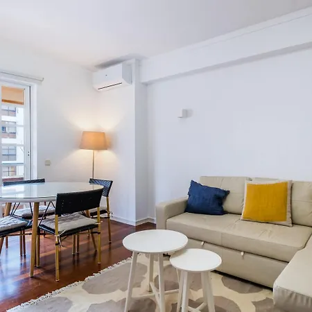 1br W/ Pool * קסקאיס