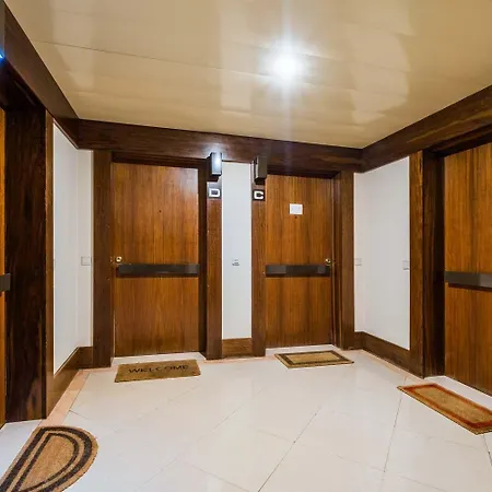 1br W/ Pool דירה