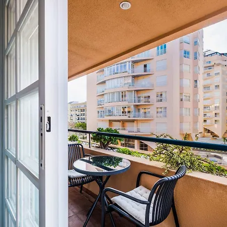 דירה 1br W/ Pool